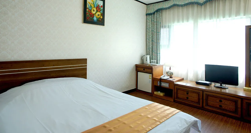 Benikea Hotel Marina Jeju