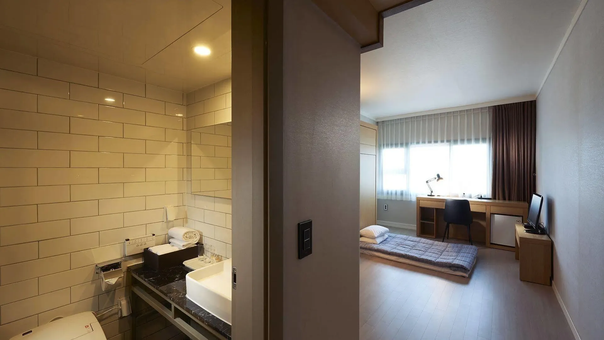 Benikea Hotel Marina Jeju